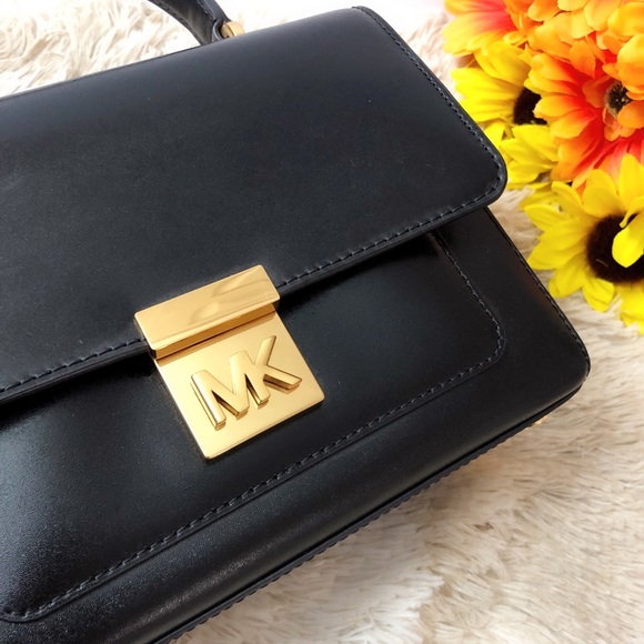 NWT Michael Kors Mindy Medium Top Handle Satchel - Picture 5 of 8